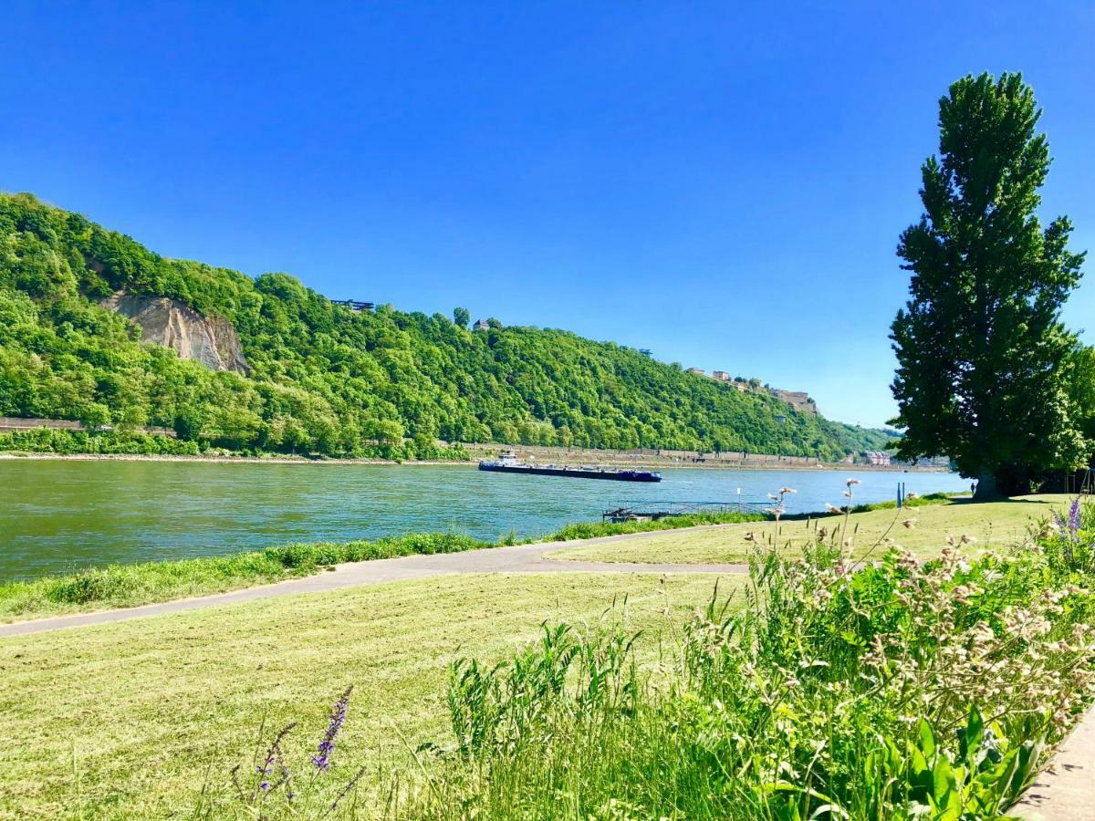 Apartmán Haus Am Ufer Mit Rheinpanoramablick Koblenc Exteriér fotografie